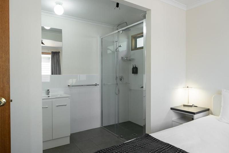 Adelaide Caravan Park - Aspen Holiday Parks Стая снимка