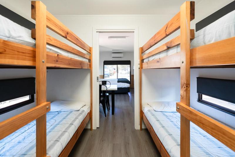 Adelaide Caravan Park - Aspen Holiday Parks Стая снимка