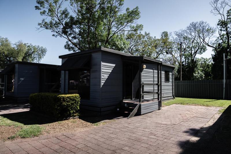 Adelaide Caravan Park - Aspen Holiday Parks Стая снимка